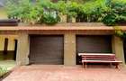 Vila de lux teren 1000 mp 7 camere Lac Parc Dinamic Sector 6 Militari