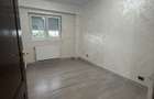 Apartament cu 3 camere decomandat în Port - 11
