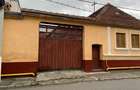 Casa de vanzare in centru Zarnesti
