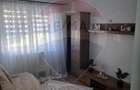 Apartament cu 3 camere de inchiriat - 1