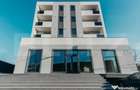 Apartament cu 3 camere, modern, 71 mp, etaj intermediar, zon - 6