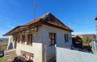 Case de vanzare la 23 km de Oradea