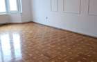 Imobil- 5niveluri, 17camere, 9bai, +apartament la et.3, curte, Zorilor