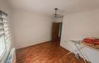 vand apartament 3 camere decomandat 1 Mai