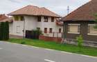 Vind casa cu etaj in Cuied