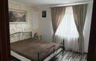 Vand/Schimb casa Buhusi 4 camere, 195 mp | Accept ap. 2 camere + diferenta - 3