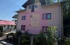 Casa de vanzare cu 4 camere in Comarnic - 2