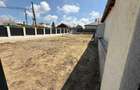 Teren de inchiriat Macin - 400 mp - pe colt - 2 porti acces 4 m - 3