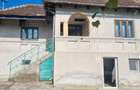Casa cu etaj, 4 camere + hol, teren 1.500 mp com. Pau?e?ti - 2
