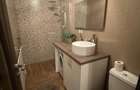 Se vinde direct de la proprietar garsoniera ! Zona Rogerius , str. Traian Lasescu 4/4 ! Gata de mutat sau de inchiriat !