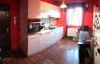 Apartament cu 3 camere, centrala proprie, zona Cetatii