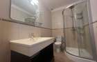 Pipera : Vila spatioasa, cu acces direct la piscina!