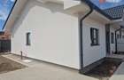 Duplex de vanzare cu 3 camere, zona Bucovat