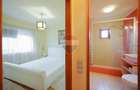 De vânzare apartament cu 3 camere, în zona Decebal