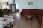 Inchiriez pentru cazare Vila cu 7 camere - 8