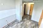 Etaj 3 | Apartament renovat cu 2 camere + garaj | Botizului