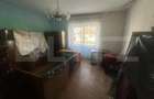 Casa de locuit, 252 mp cu 842 mp teren, zona Titulescu - 10