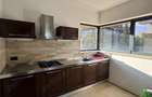 Casă cu 4 camere cu Teren 431 Mp în Central - 4