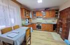 Casa in Horia de caramida, zona centrala, 2.400 mp teren, 4 dormitoare - 9