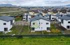 Duplex cu 4 camere cu Canalizare în Sânpetru - 22 Duplex cu 4 camere cu Canalizare în Sânpetru - 22