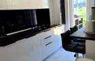 Chirie apartament premium 3 camere - piscina si gradina - Cosmopolis - 11