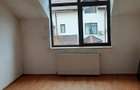 Casă cu 6 camere cu Teren 172 Mp în Sisești - 3