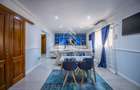 Vila,Piscina,teren fotbal,gradina,vegetatie - 1
