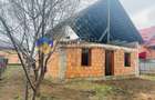 Casă cu 3 camere cu Teren 444 Mp în Dumbrava - 1