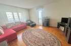 Apartament cu 4 camere decomandat în P-ța Victoriei - 1