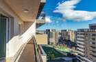 Apartament cu 3 camere decomandat în Astra - 17