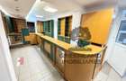Spatiu comercial 50mp, Nicolina la bulevard - 2
