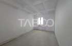 Apartament de vanzare decomandat 48mp 2 camere zona Turnisor Sibiu - 1