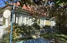 Casă / Vilă cu 3 camere de vânzare Piatra Soimului - 1