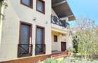 Casă individuală cu 8 camere cu Canalizare în Iancu Nicolae - 35