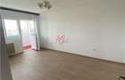 Apartament cu 3 camere decomandat în Tei - 4