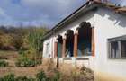 Casă cu 4 camere cu Teren 1458 Mp în Vânători - 2
