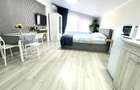 Apartament cu 8 camere decomandat în Aviației - 3