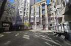 Apartament cu 3 camere decomandat în Romană - 15
