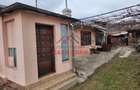 Casa in Banesti,-- 52.000e - 1