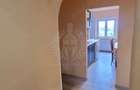 Apartament cu 3 camere semidecomandat în Central - 8