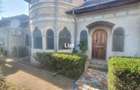 Casă cu 6 camere cu Teren 1500 Mp în Schela - 1