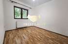 Apartament cu 4 camere decomandat în P-ța Victoriei - 20