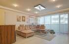 Apartament cu 4 camere decomandat în Tractorul - 4