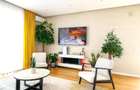 Apartament cu 3 camere decomandat în Tractorul - 33