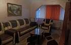 Inchiriez apartament doua camere zona Lama - 3