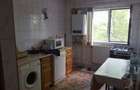 Apartament cu 4 camere decomandat în - 7