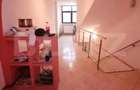 Spațiu comercial, de 95 mp, în Central - 7