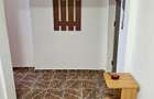Închiriez apartament 2 camere , decomandat , - 11