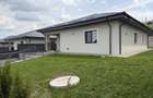 Casă cu 4 camere în Valea Adâncă - 1