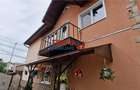 Casă Spațioasă cu 5 Camere în Zona Centrală, Lâng&